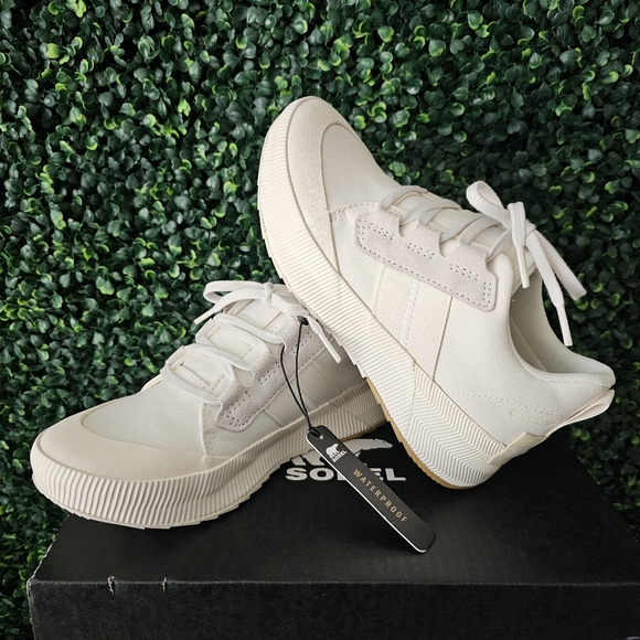 SOREL OUT 'N ABOUT III Low Waterproof Sneaker 7 - Picture 1 of 11